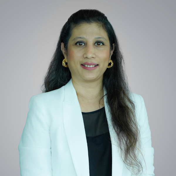 Top List Property consultant in Dubai - Sufaiya Ahmed : Team Diamond City Real Estate